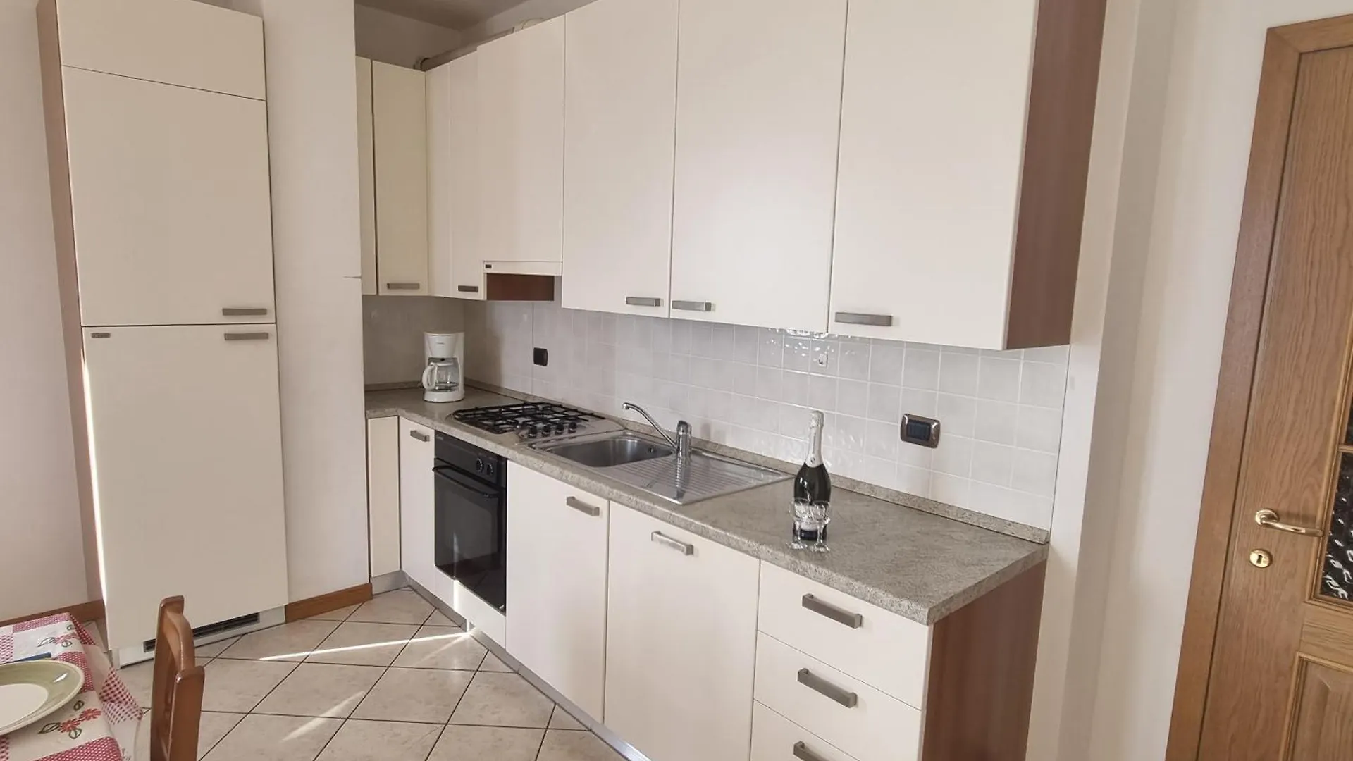 Casa Francesca Apartment Stazzona